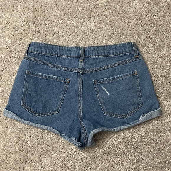 Forever 21 Women’s Jean Shorts Size 28 Distressed Destroyed Booty High Waist - Picture 8 of 8